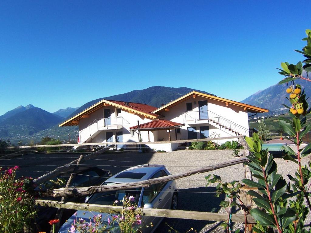 Der Blaue Reiter Aparthotel Schenna Exterior photo